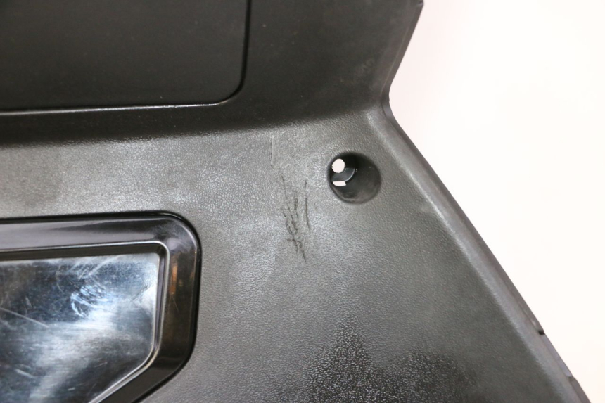 photo de RETROSCUDO QUADRO 4 4D 350 (2015 - 2018) - Dettaglio del componente