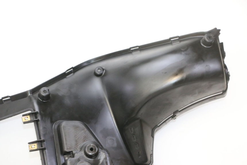 photo de RETROSCUDO QUADRO 4 4D 350 (2015 - 2018) - Marcature e riferimenti originali