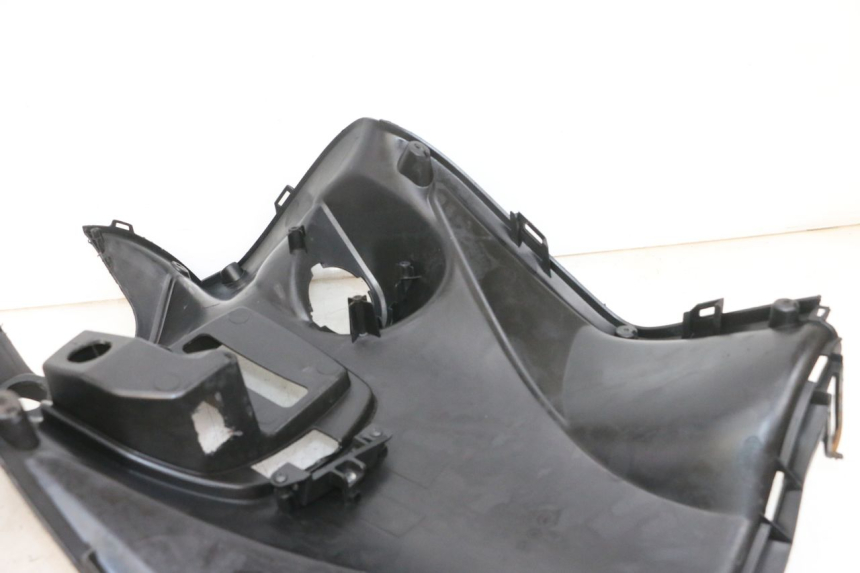 photo de PANNELLO INTERNO KYMCO AGILITY 16+ 4T 50 (2018 - 2023) - Primo piano tecnico