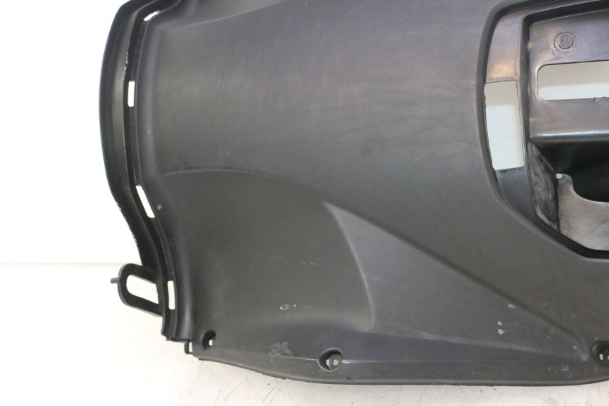 photo de PANNELLO INTERNO KYMCO AGILITY 16+ 4T 50 (2018 - 2023) - Zoom sui componenti
