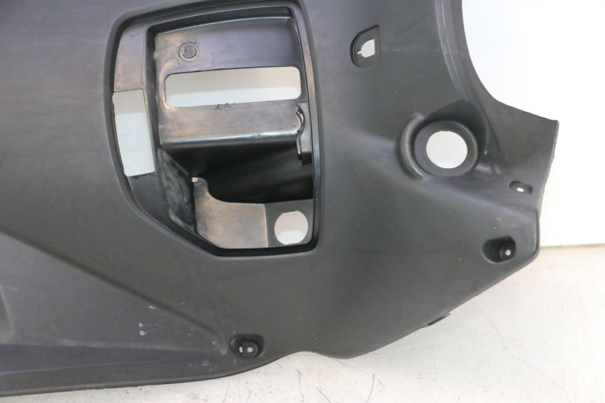 photo de PANNELLO INTERNO KYMCO AGILITY 16+ 4T 50 (2018 - 2023) - Primo piano ad alta risoluzione
