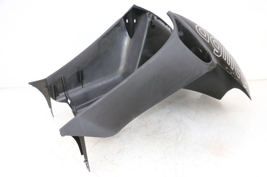 photo de PANNELLO INTERNO KYMCO AGILITY 4T 50 (2018 - 2022) - Primo piano ad alta risoluzione