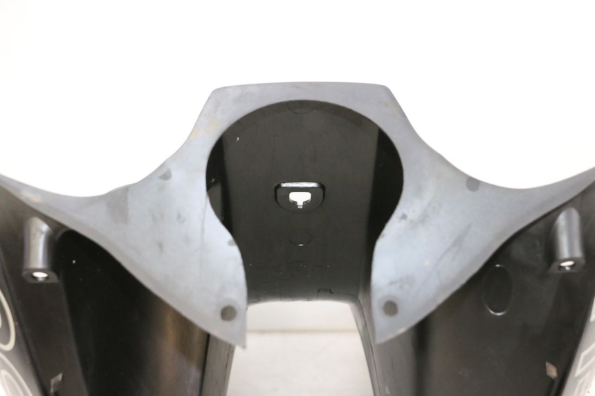 photo de PANNELLO INTERNO KYMCO AGILITY 4T 50 (2018 - 2022) - Zoom sullo stato d'uso