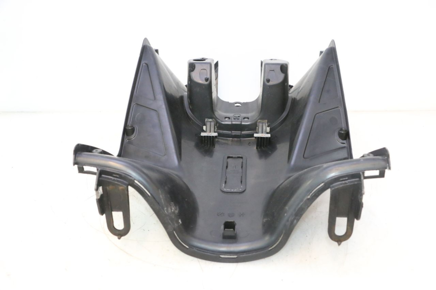 photo de FASCIA INTERNA KYMCO AGILITY CITY 4T 50 (2008 - 2016) - Dettagli dei punti di fissaggio