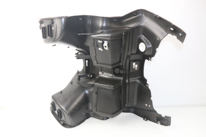 photo de Fascione interno APRILIA ATLANTIC 125 (2003 - 2009) - Caratteristiche distintive