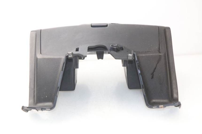 photo de PANNELLO INTERNO JONWAY AZTRAL 125 (2008 - 2017) - Stato della superficie e materiale