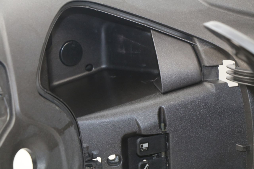 photo de RETROSCUDO PIAGGIO BEVERLY 500 (2003 - 2007) - Caratteristiche distintive