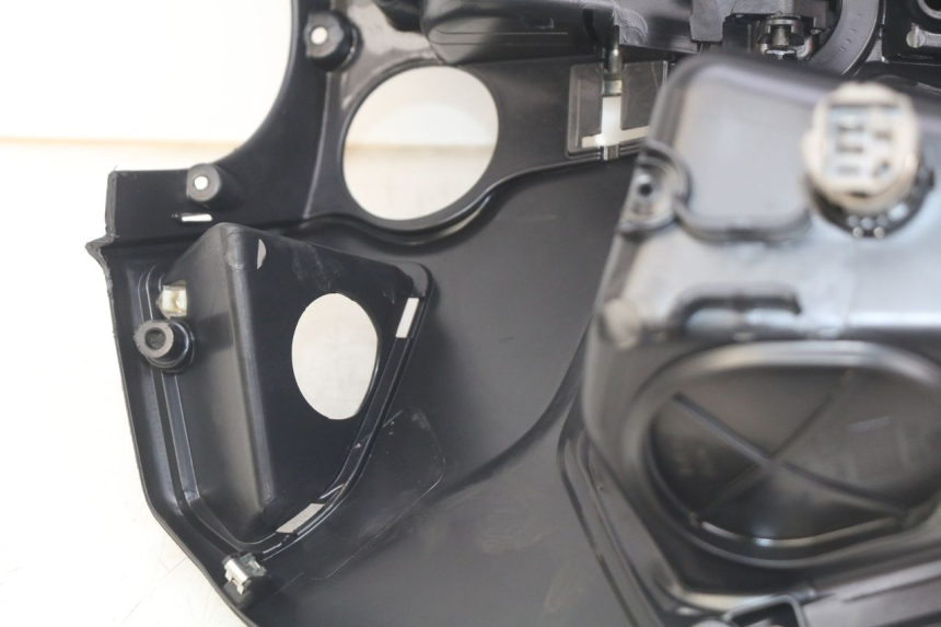 photo de RETROSCUDO PIAGGIO BEVERLY 125 (2010 - 2015) - Altra angolazione