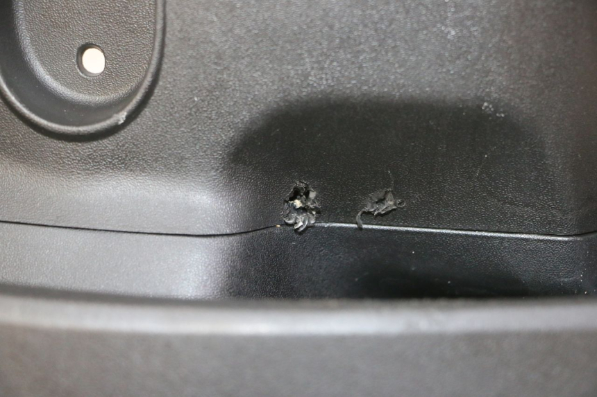 photo de RETROSCUDO MOTRON BREEZY 4T 50 (2021 - 2025) - Stato della superficie e materiale