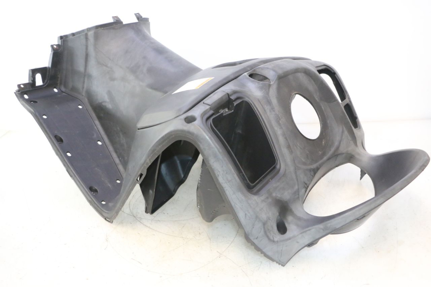 photo de PANNELLO INTERNO SUZUKI BURGMAN 125 (2007 - 2014) - Caratteristiche distintive
