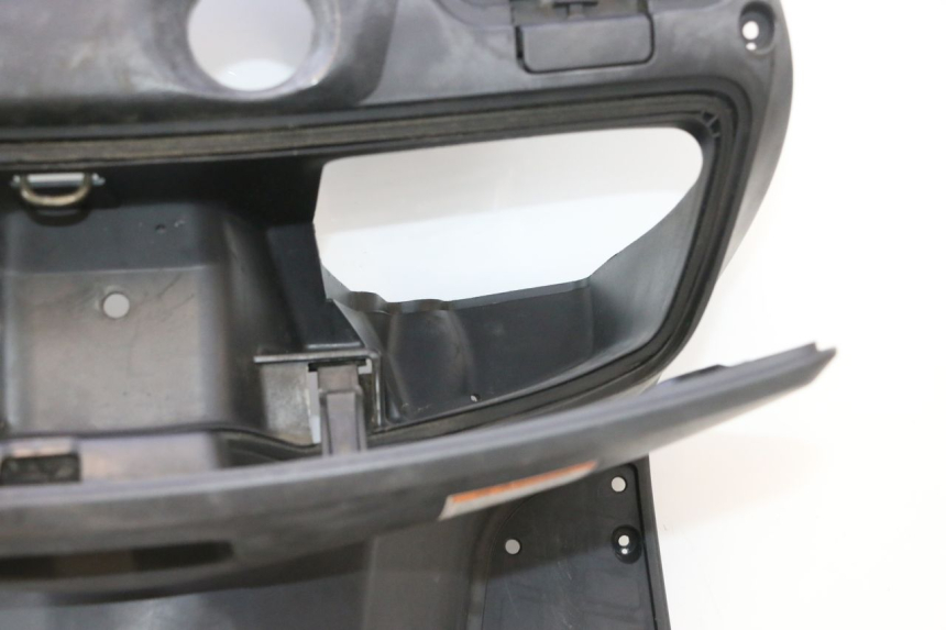 photo de PANNELLO INTERNO SUZUKI BURGMAN 125 (2007 - 2014) - Panoramica del profilo