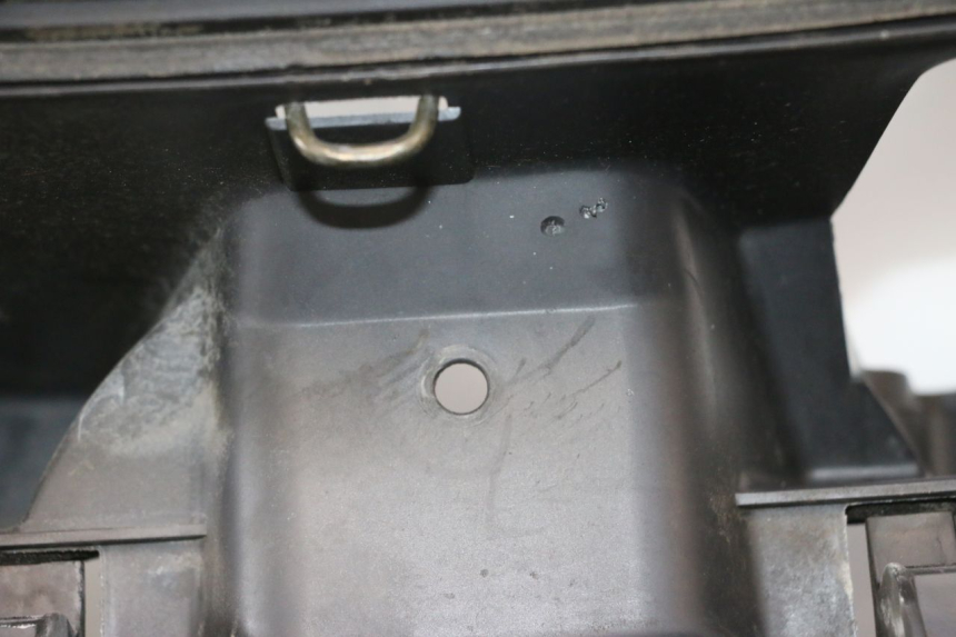photo de PANNELLO INTERNO SUZUKI BURGMAN 125 (2007 - 2014) - Vista principale