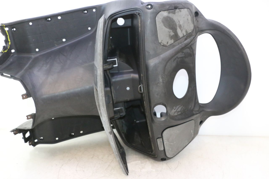 photo de PANNELLO INTERNO SUZUKI BURGMAN 125 (2007 - 2014) - Vista d'insieme del prodotto