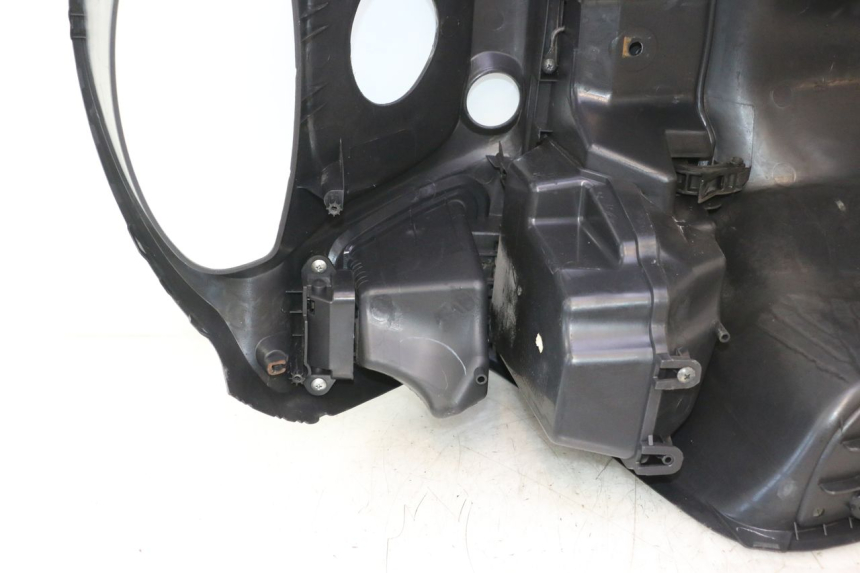 photo de PANNELLO INTERNO SUZUKI BURGMAN 125 (2007 - 2014) - Ricambio usato controllato