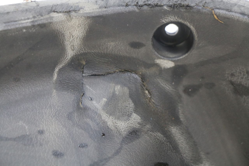 photo de PANNELLO INTERNO YAMAHA BW'S BWS 125 (2010 - 2013) - Stato della superficie e materiale