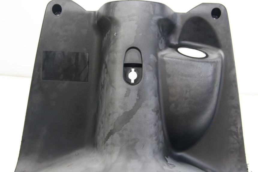 photo de PANNELLO INTERNO YAMAHA BW'S BWS 125 (2010 - 2013) - Primo piano tecnico