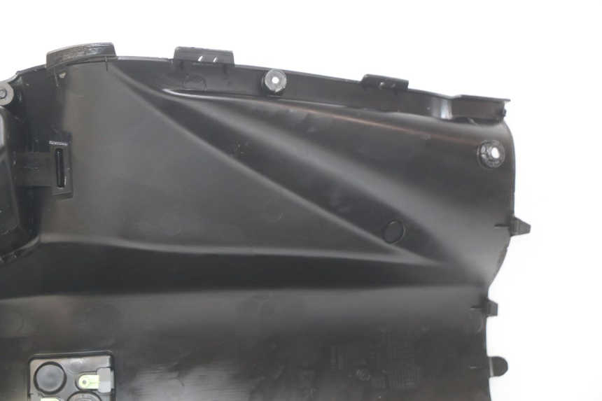 photo de PANNELLO INTERNO PEUGEOT CITYSTAR 2T 50 (2018 - 2021) - Altra vista dell'articolo