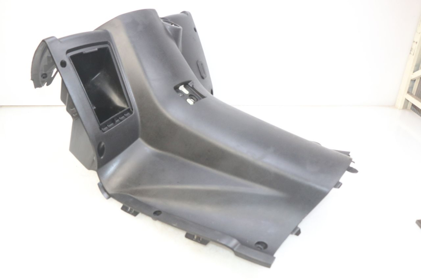 photo de PANNELLO INTERNO PEUGEOT CITYSTAR 2T 50 (2018 - 2021) - Zoom sullo stato d'uso