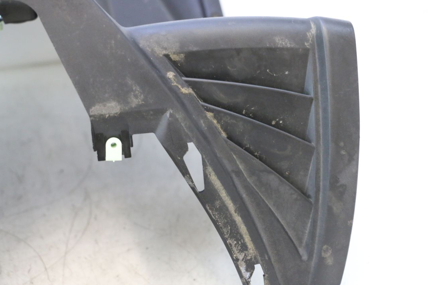 photo de PANNELLO INTERNO PEUGEOT CITYSTAR 2T 50 (2018 - 2021) - Stato della superficie e materiale