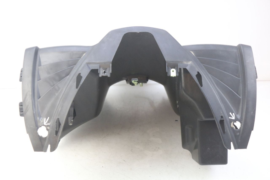 photo de PANNELLO INTERNO PEUGEOT CITYSTAR 125 (2011 - 2017) - Zoom sui componenti