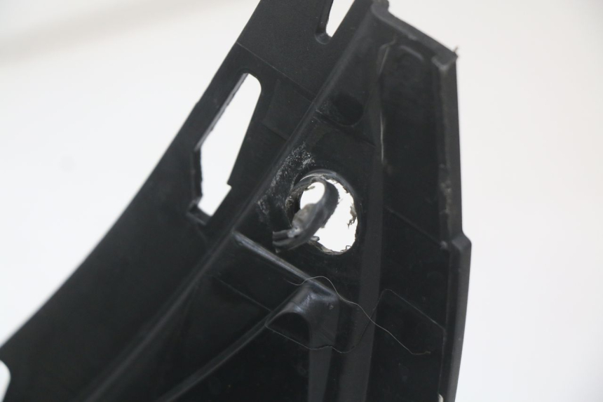 photo de PANNELLO INTERNO PEUGEOT CITYSTAR 125 (2011 - 2017) - Zoom sullo stato d'uso