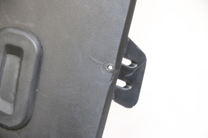 photo de PANNELLO INTERNO PEUGEOT CITYSTAR 50 (2013 - 2017) - Zoom sullo stato d'uso