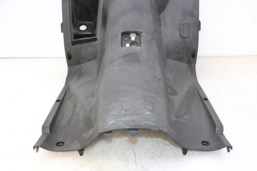 photo de PANNELLO INTERNO PEUGEOT CITYSTAR 50 (2013 - 2017) - Zoom sui componenti