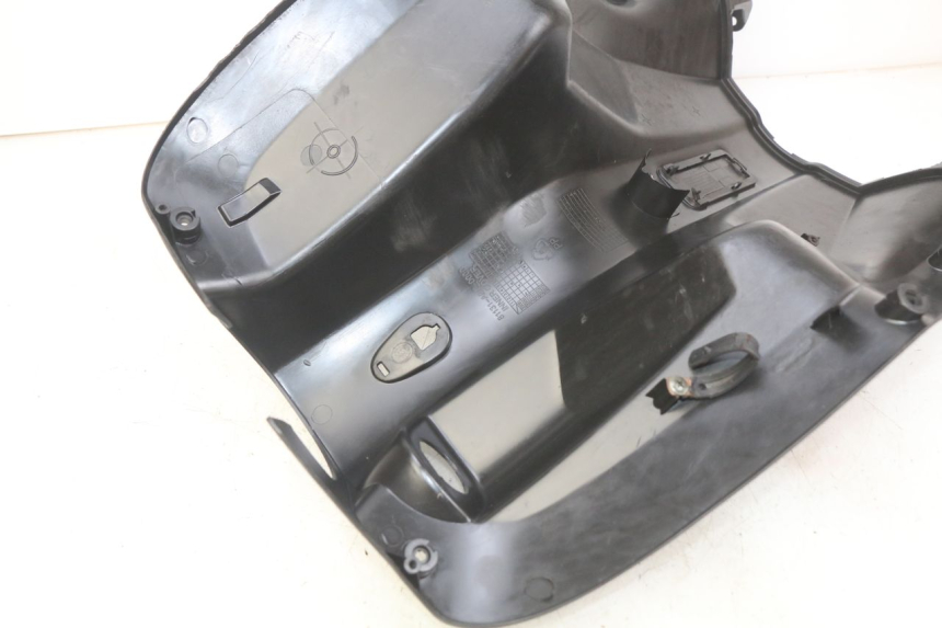 photo de PANNELLO INTERNO SYM CROX 4T 50 (2016 - 2023) - Zoom sullo stato d'uso