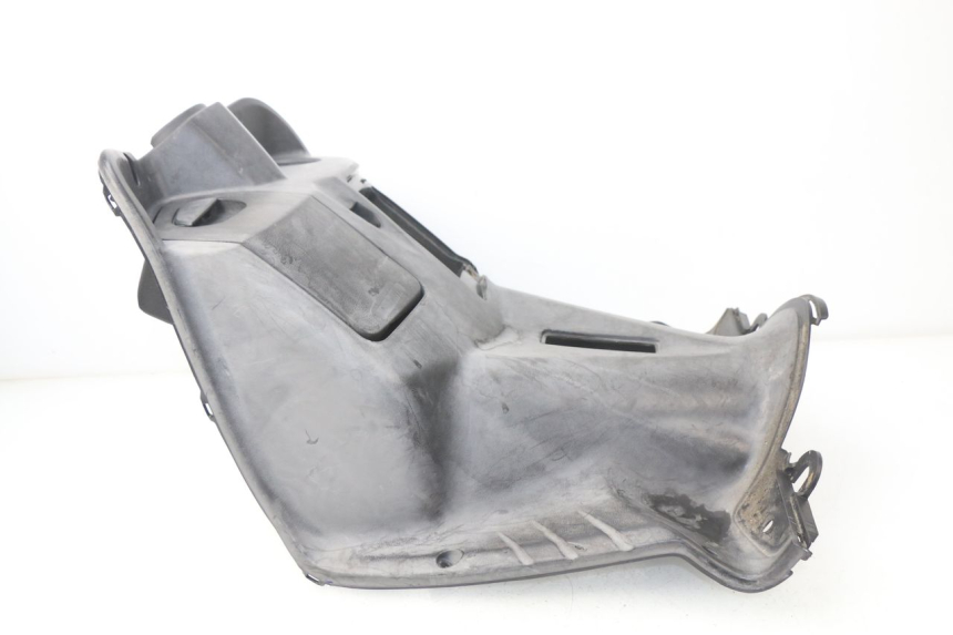 photo de PANNELLO INTERNO YAMAHA CYGNUS X 125 (2004 - 2007) - Primo piano tecnico