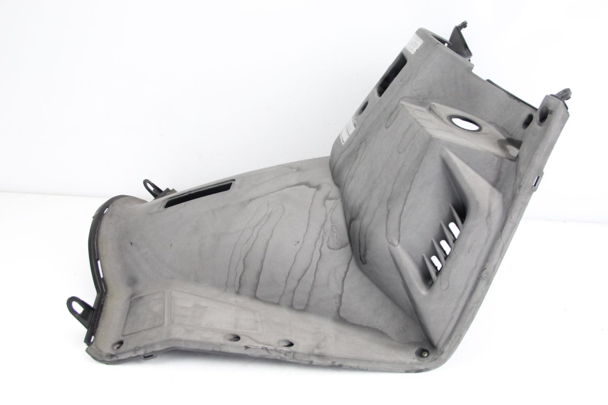 photo de PANNELLO INTERNO KYMCO DINK 4T 50 (2007 - 2018) - Zoom sullo stato d'uso