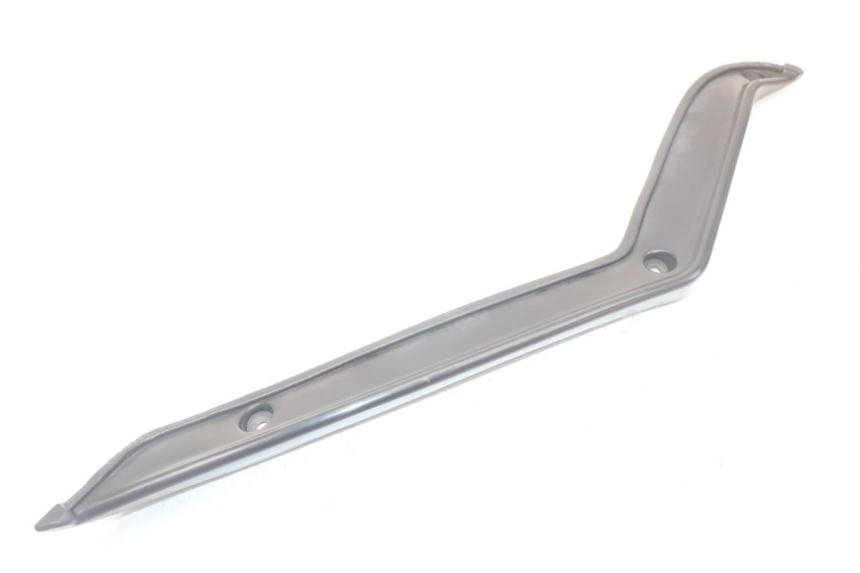 photo de RETROSCUDO DESTRA KAWASAKI GTR 1000 (1994 - 2004) - Altra angolazione