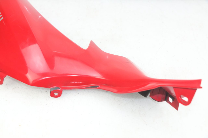 photo de PANNELLO INTERNO DESTRO YAMAHA MT-07 MT07 ABS 700 (2014 - 2017) - Stato della superficie e materiale