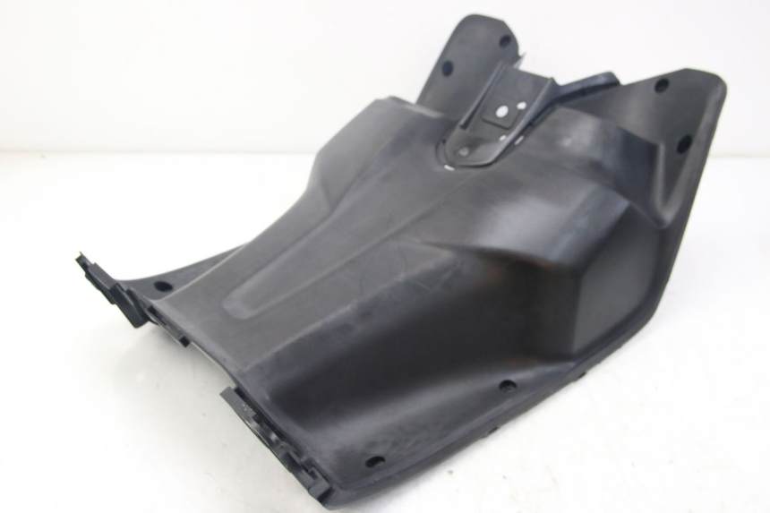 photo de PANNELLO INTERNO YAMAHA D'ELIGHT DELIGHT 125 (2017 - 2020) - Stato della superficie e materiale