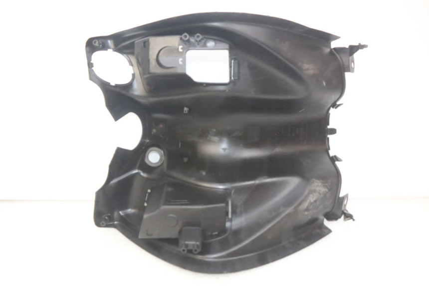 photo de PANNELLO INTERNO PEUGEOT ELYSEO 125 (1999 - 2004) - Zoom sullo stato d'uso