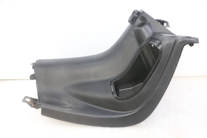 photo de PANNELLO INTERNO PEUGEOT ELYSEO 125 (1999 - 2004) - Dettagli dei punti di fissaggio