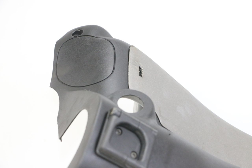 photo de FASCIA INTERNA PEUGEOT ELYSTAR 125 (2002 - 2007) - Altra vista dell'articolo