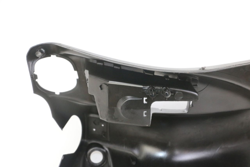 photo de PANNELLO INTERNO PEUGEOT ELYSTAR 50 (2002 - 2014) - Zoom sui componenti