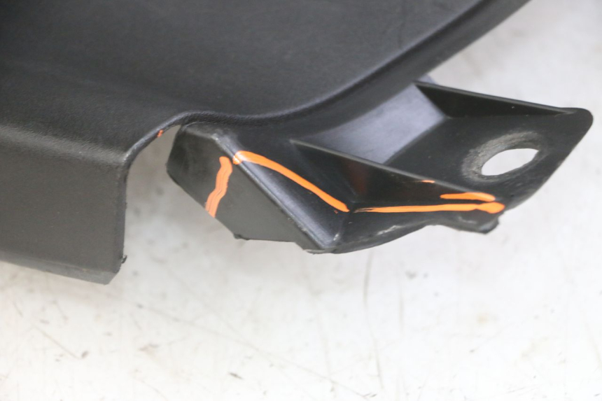 photo de PANNELLO INTERNO PEUGEOT ELYSTAR 50 (2002 - 2014) - Zoom sullo stato d'uso