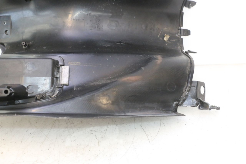 photo de PANNELLO INTERNO PEUGEOT ELYSTAR 50 (2002 - 2014) - Primo piano tecnico