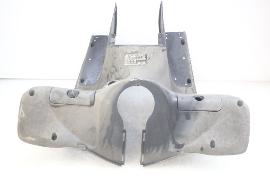 photo de PANNELLO INTERNO HONDA FES PANTHEON 2T 125 (1998 - 2002) - Altra vista dell'articolo