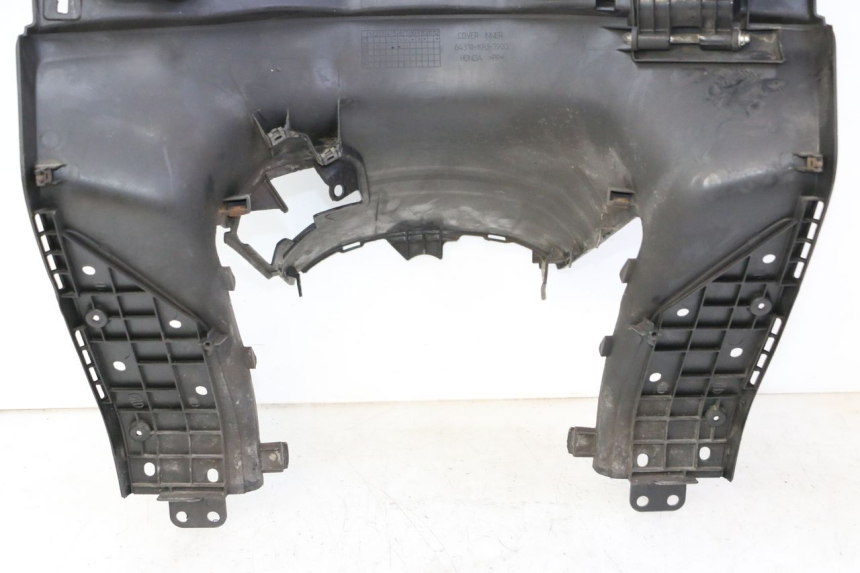 photo de PANNELLO INTERNO HONDA FES S-WING SWING ABS 125 (2007 - 2015) - Dettagli dei punti di fissaggio