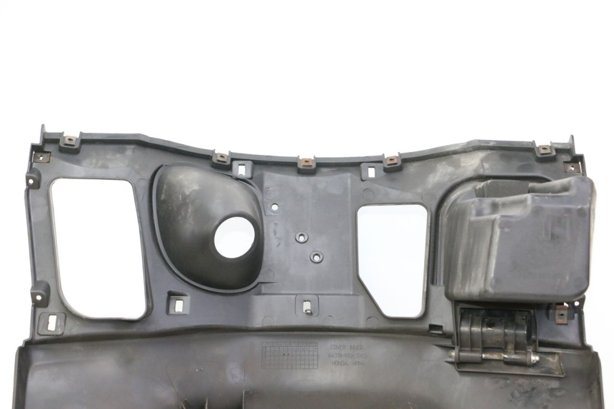 photo de PANNELLO INTERNO HONDA FES S-WING SWING ABS 125 (2007 - 2015) - Stato della superficie e materiale