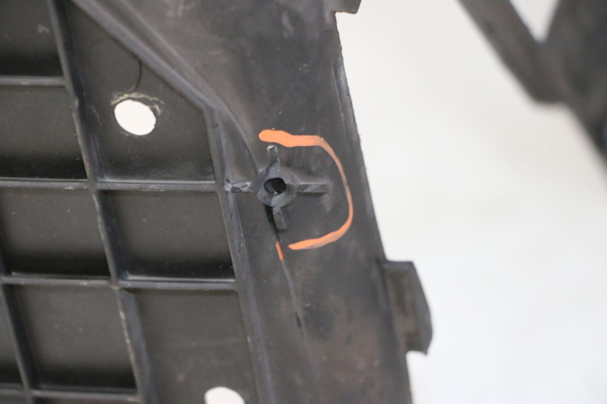 photo de PANNELLO INTERNO HONDA FES S-WING SWING ABS 125 (2007 - 2015) - Foto prodotto supplementare