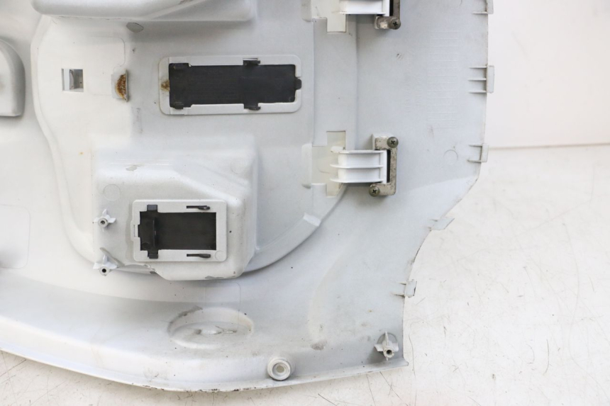 photo de FASCIA INTERNA SYM FIDDLE 3 III 50 (2014 - 2020) - Zoom sullo stato d'uso