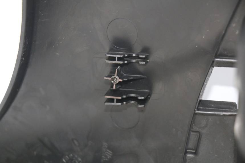 photo de PANNELLO INTERNO PIAGGIO FLY 2T 50 (2004 - 2017) - Stato della superficie e materiale