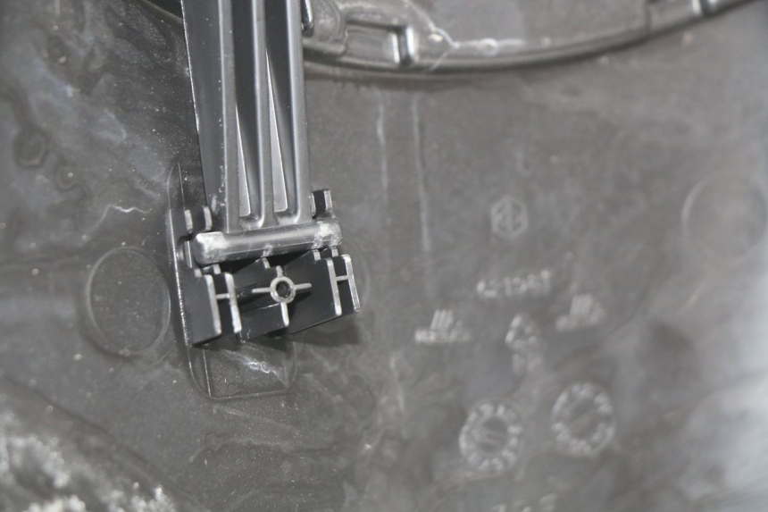 photo de PANNELLO INTERNO PIAGGIO FLY 2T 50 (2004 - 2017) - Dettaglio del componente