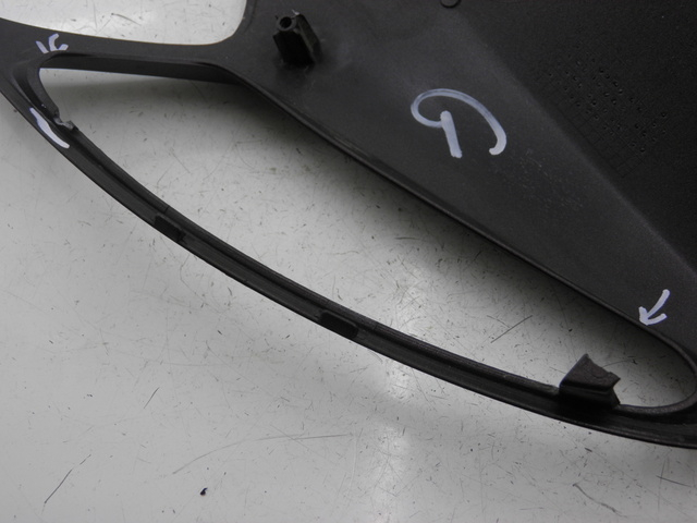 photo de PANNELLO INTERNO SINISTRO HONDA SH 125 (2005 - 2008) - Dettaglio del componente