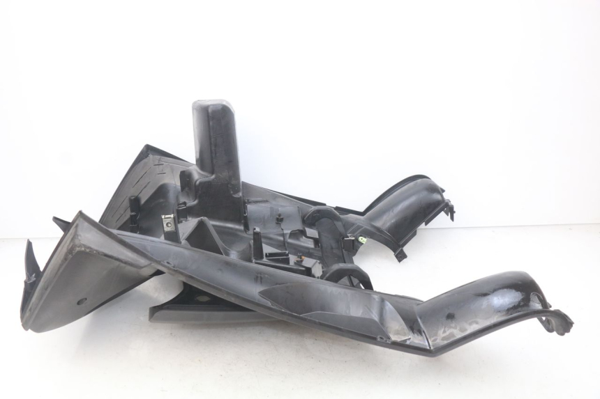 photo de PANNELLO INTERNO PEUGEOT GEOPOLIS 400 (2007 - 2013) - Zoom sullo stato d'uso