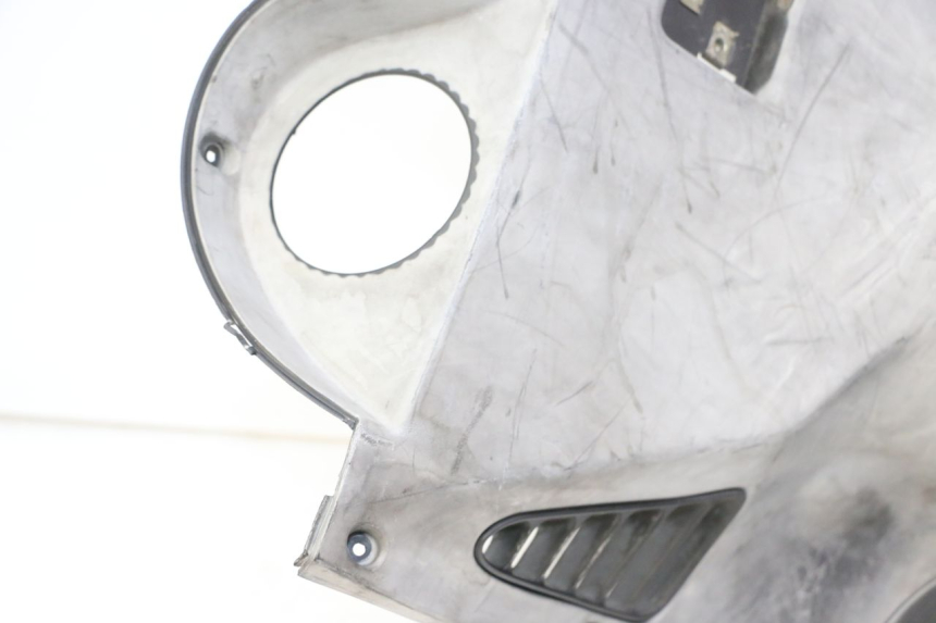 photo de PANNELLO INTERNO KYMCO GRAND DINK 125 (2008 - 2014) - Primo piano ad alta risoluzione