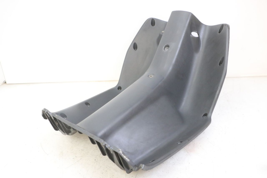 photo de PANNELLO INTERNO HONDA SCV LEAD 100 (2003 - 2007) - Dettagli dei punti di fissaggio